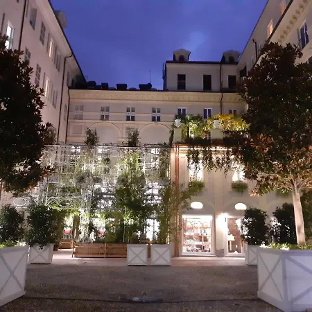 Fronte Egizio 公寓